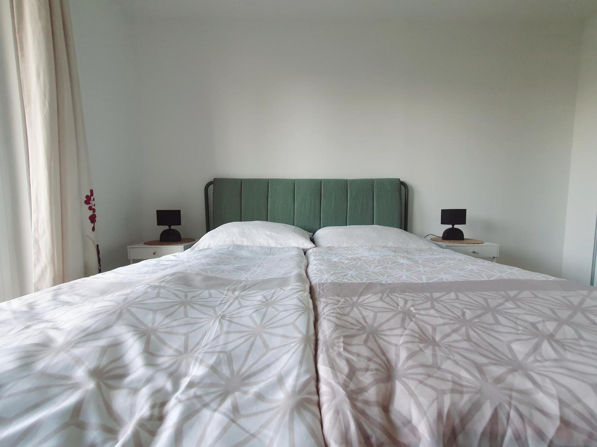 Near Lake One Bedroom Cute Apartment Wien Eksteriør bilde