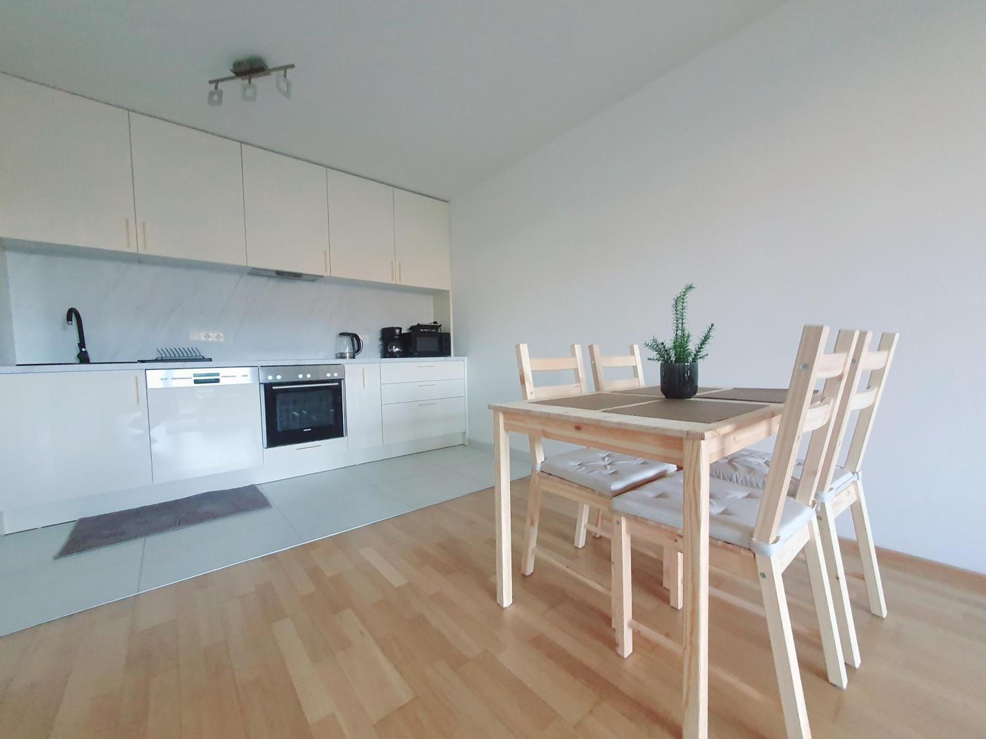 Near Lake One Bedroom Cute Apartment Wien Eksteriør bilde